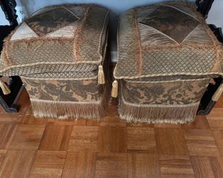 PAIR OF OTTOMANS 