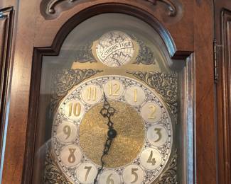 DETAIL OF CLOCK
