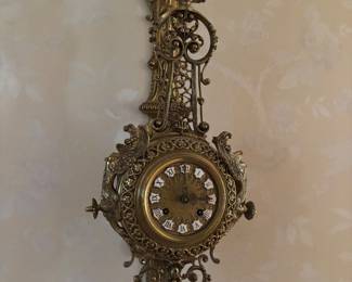 WALL CLOCK AND MOUNT