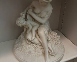 STATUE