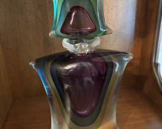 ART GLASS DECANTER