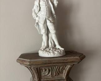 PAIR OF STATUES