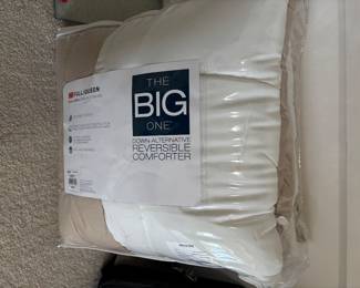 COMFORTER