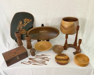 Wooden Kitchen Finds