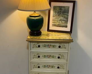 Floral Cabinet Friends
