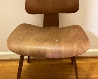MID CENTURY MODERN CHAIR