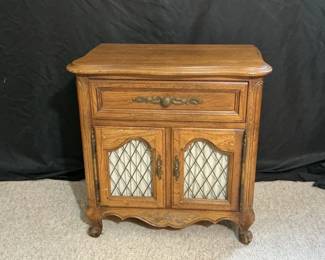 Hickory Mfg. Co. Nightstand