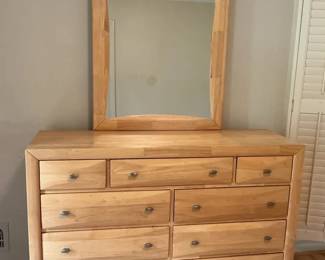 Multidrawer Dresser With Mirror