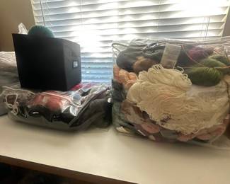 Yarn (LOTS of containers)