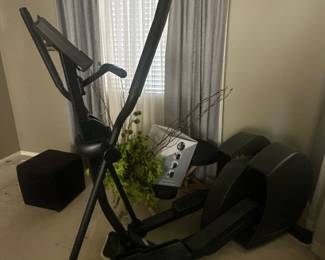 Diamondback elliptical machine