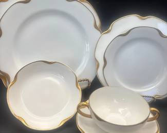 Antique Haviland Co. Limoges France 7Piece Gold Trim Place Setting d