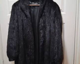 Revillion Boutique Paris New York Fur Coat 2 Pockets Womens