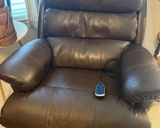 LA-Z-BOY recliner