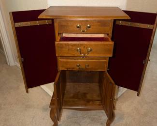 Ethan Allen Jewelry case