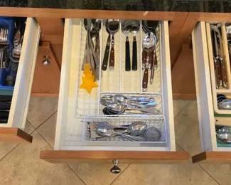 SU142Cutlery