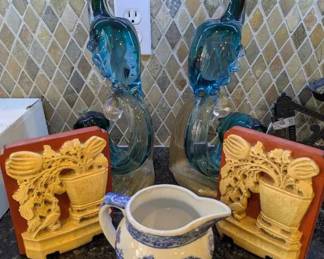 SU185Alfredo Barbini Bird Of Paradise Sculptures, Soapstone Bookends More