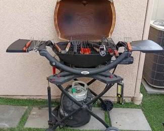 SU178Weber Propane Grill More