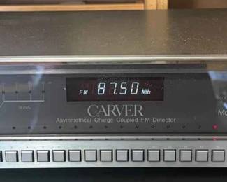 SU121VVintage Carver TX11 FM Stereo Tuner