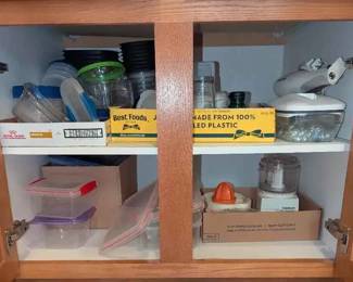 SU237Tupperware More