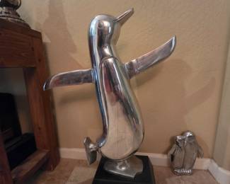 Dancing penguin