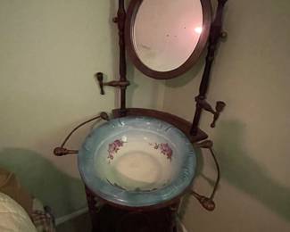 Vtg Wash stand