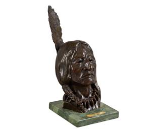 Bill Owen, Bear Claw, artist-cast bronze sculpture