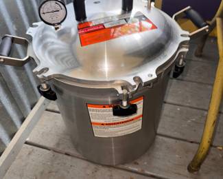 All American 1930 Model 921 (21.5 Quart) Cast Aluminum Pressure Canner. $250.00