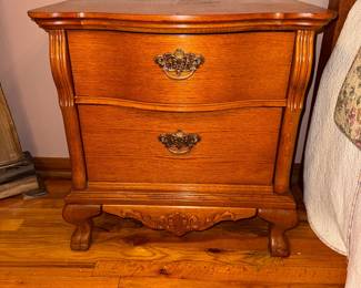Solid Oak Lexington Furniture Victorian Sampler Collection nightstand. We have 2 of these. Approx. 26w x 26h x17d. $80 each.