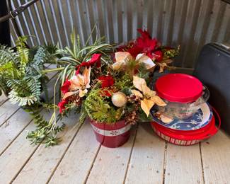 Florals, Christmas tins/bowls. - We will give bulk pricing as you shop.