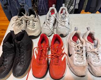 Tennis Shoes