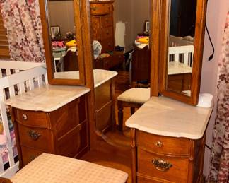 Solid Oak Lexington Furniture Victorian Sampler Collection Vanity and Tri-View Mirror crafted Oak finish, cultured marble tops, and adjustable beveled side mirrors. Approx. 49w x 72h x 20d. $600