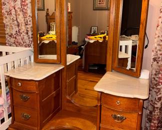 Solid Oak Lexington Furniture Victorian Sampler Collection Vanity and Tri-View Mirror crafted Oak finish, cultured marble tops, and adjustable beveled side mirrors. Approx. 49w x 72h x 20d. $600