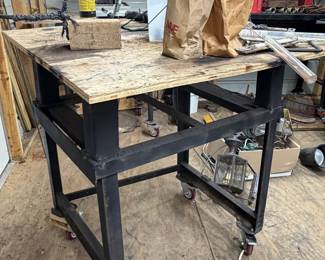Work table on rollers