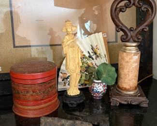 Burmese lacquer Betel box, 