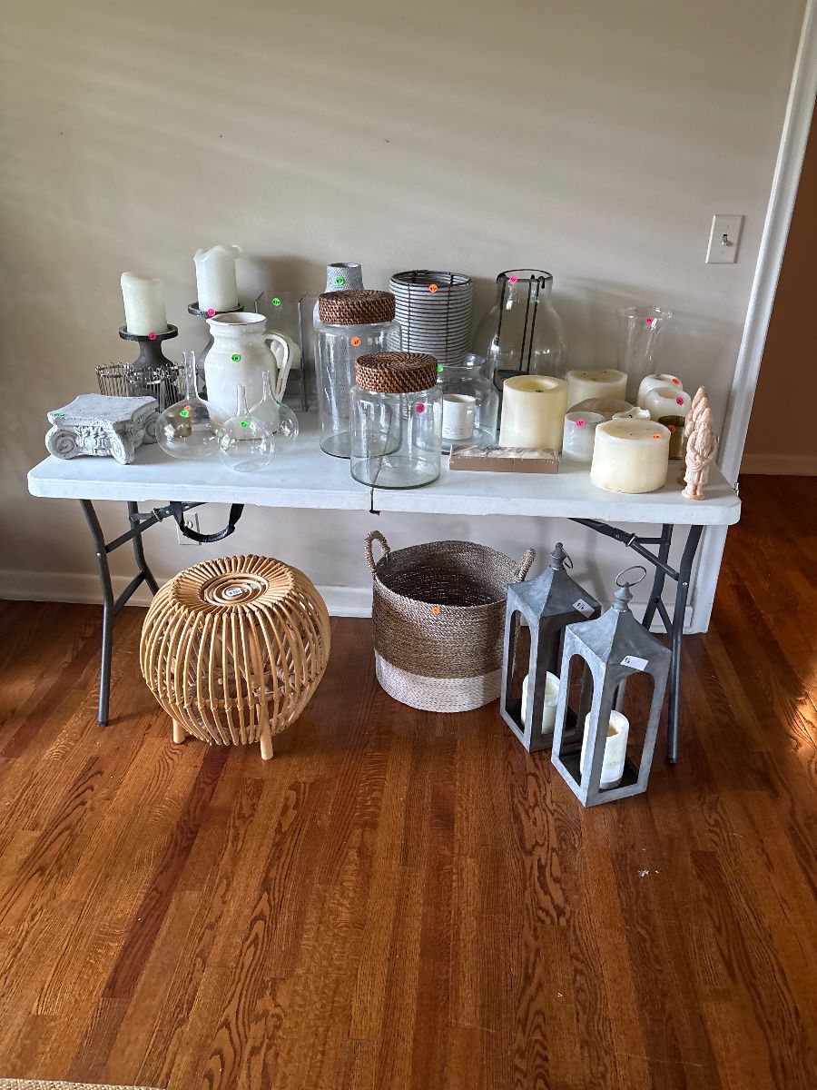Miscellaneous housewares