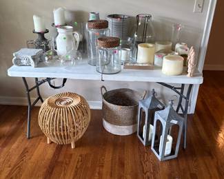 Miscellaneous housewares
