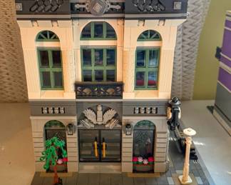 The LEGO Creator Expert Brick Bank (set #10251) set, an elaborate 2,380-piece modular building released in 2016.