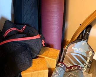 Yoga goods 
