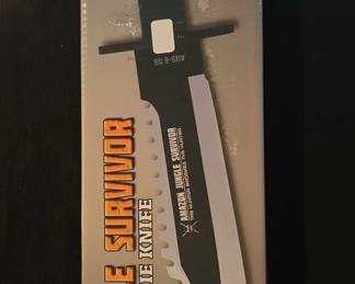 Amazon Jungle Survivor Bowie Knife Survival Kit