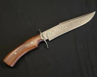 Custom Damascus Steel Bowie Knife