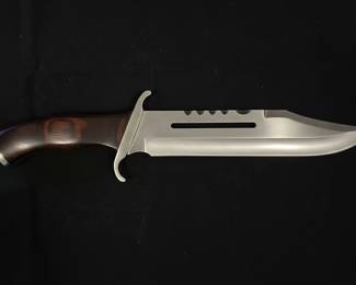United Cutlery Gil Hibben Rambo III Bowie Knife Replica