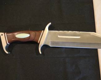 United Cutlery Rambo III Bowie Knife