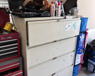 Tool chest
