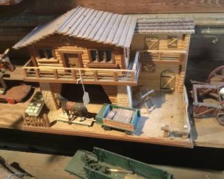 108.  Miniatures, accessories 