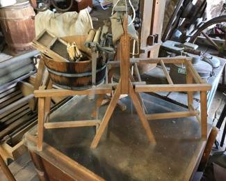 55. Miniature laundry machine for decoration 