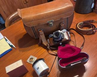 Zeiss camera with bag