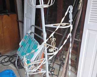 Plant stand