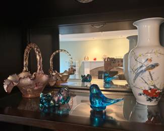 Several Fenton pieces 