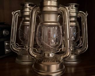 Lantern lights 3 of them