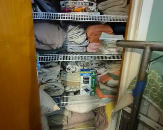 Vintage Linens, Towels, Blankets